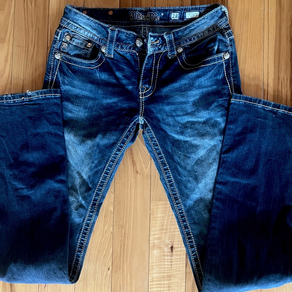 Miss me jeans.. no flaws smoke free
